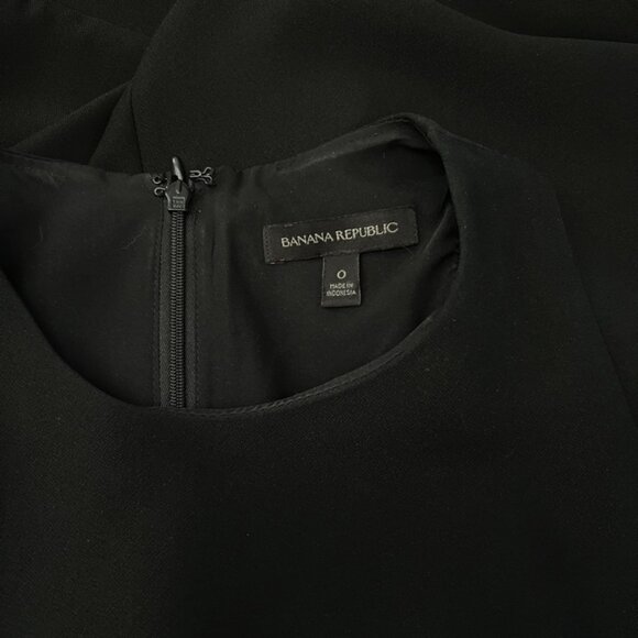 Banana Republic Black Fit Flare RacerBack Faux Wrap Ruffle Sleeveless Dress 0 - Picture 5 of 10